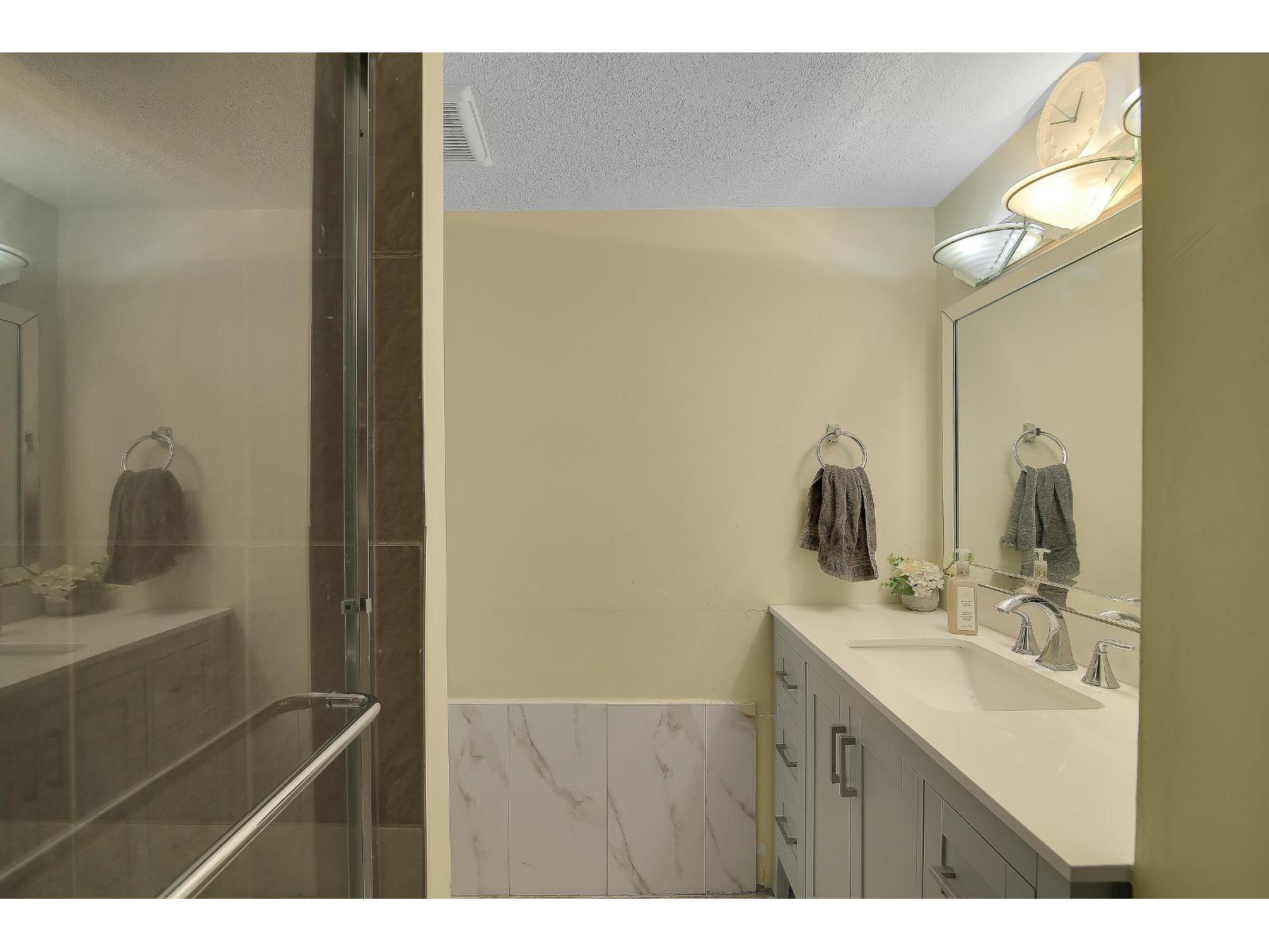 7846 119a Street, Delta, British Columbia  V4C 6N6 - Photo 7 - R3085914