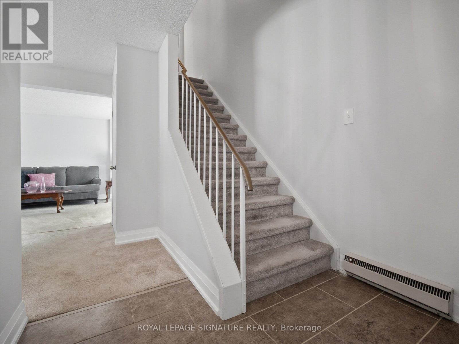 19 Grand River Court, Brampton, Ontario  L6S 2J8 - Photo 17 - W12752404