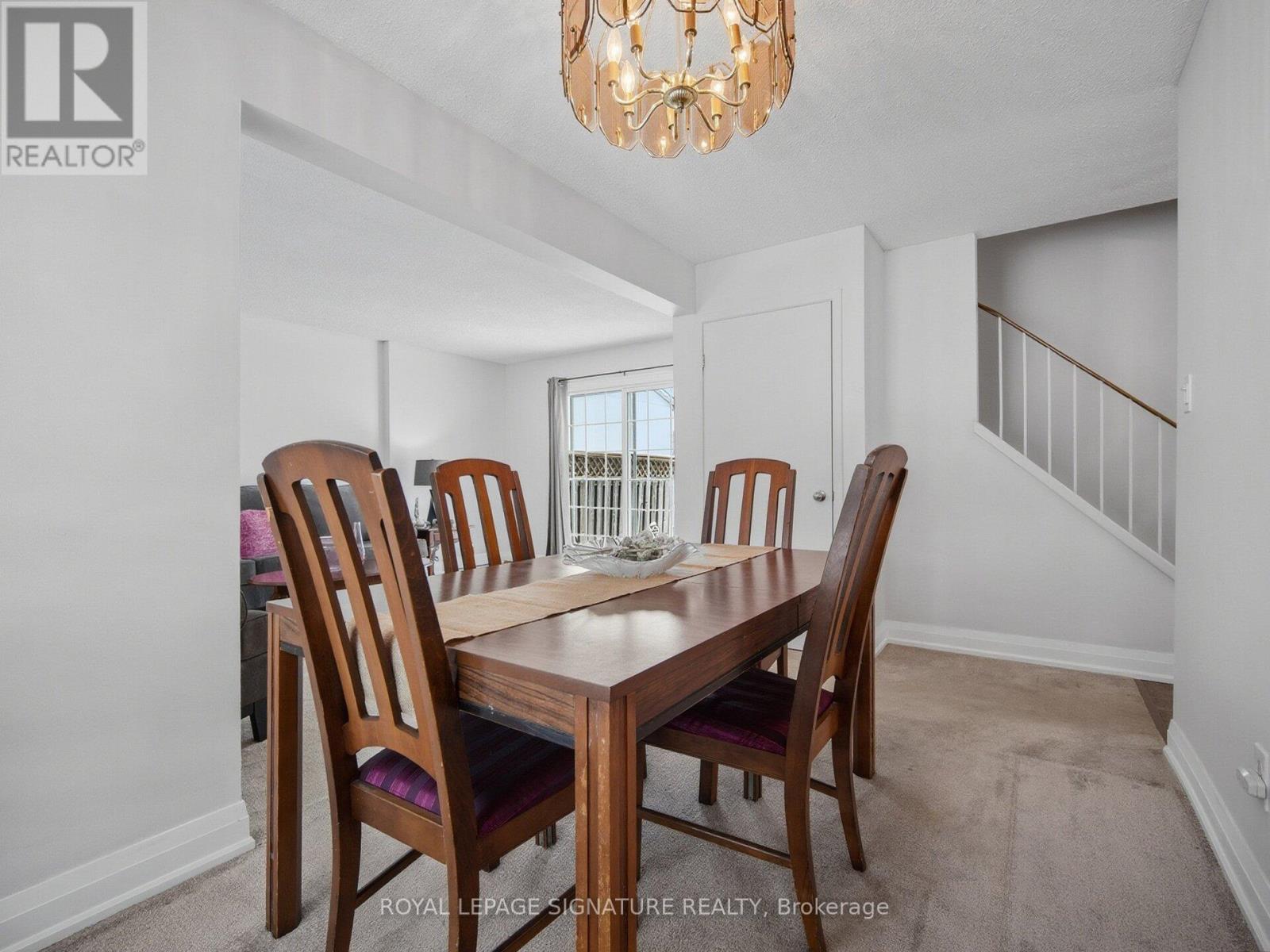 19 Grand River Court, Brampton, Ontario  L6S 2J8 - Photo 13 - W12752404