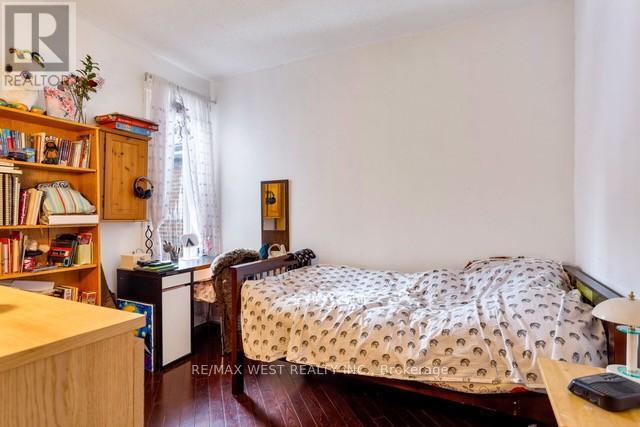 524 Gladstone Avenue, Toronto, Ontario  M6H 3J2 - Photo 16 - W12758744