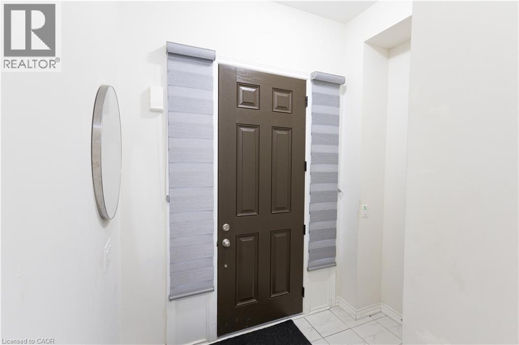 8 Grassbourne Avenue, Kitchener, Ontario  N2R 0R1 - Photo 3 - 40802988