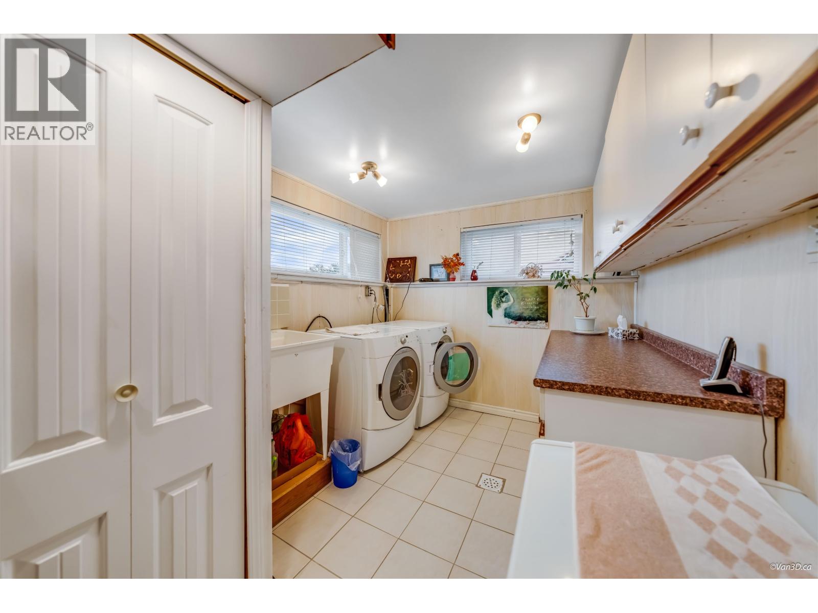 4646 Charlotte Court, Burnaby, British Columbia  V5G 2R8 - Photo 21 - R3086684