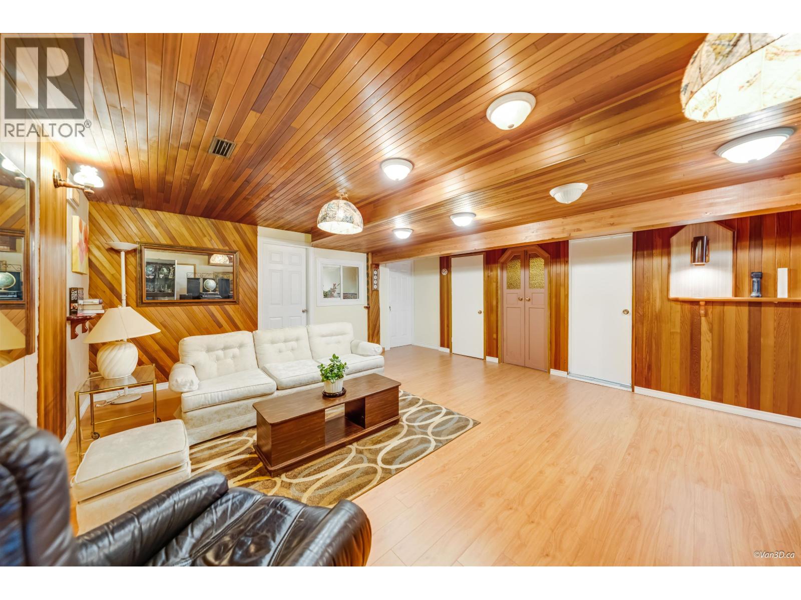 4646 Charlotte Court, Burnaby, British Columbia  V5G 2R8 - Photo 17 - R3086684