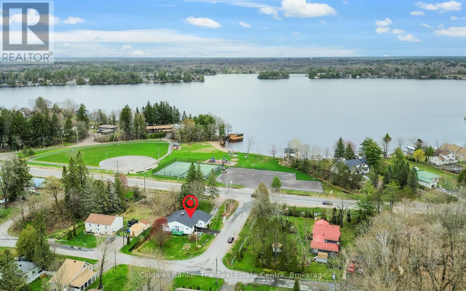 100 READMAN STREET, Gravenhurst, Ontario