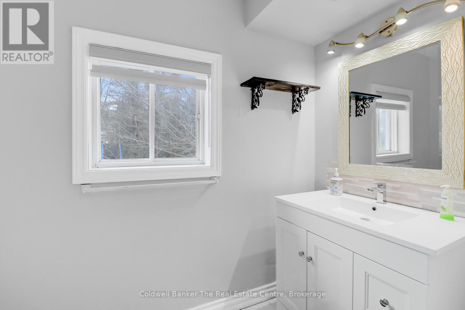 100 Readman Street, Gravenhurst, Ontario  P1P 1R2 - Photo 18 - X12759770