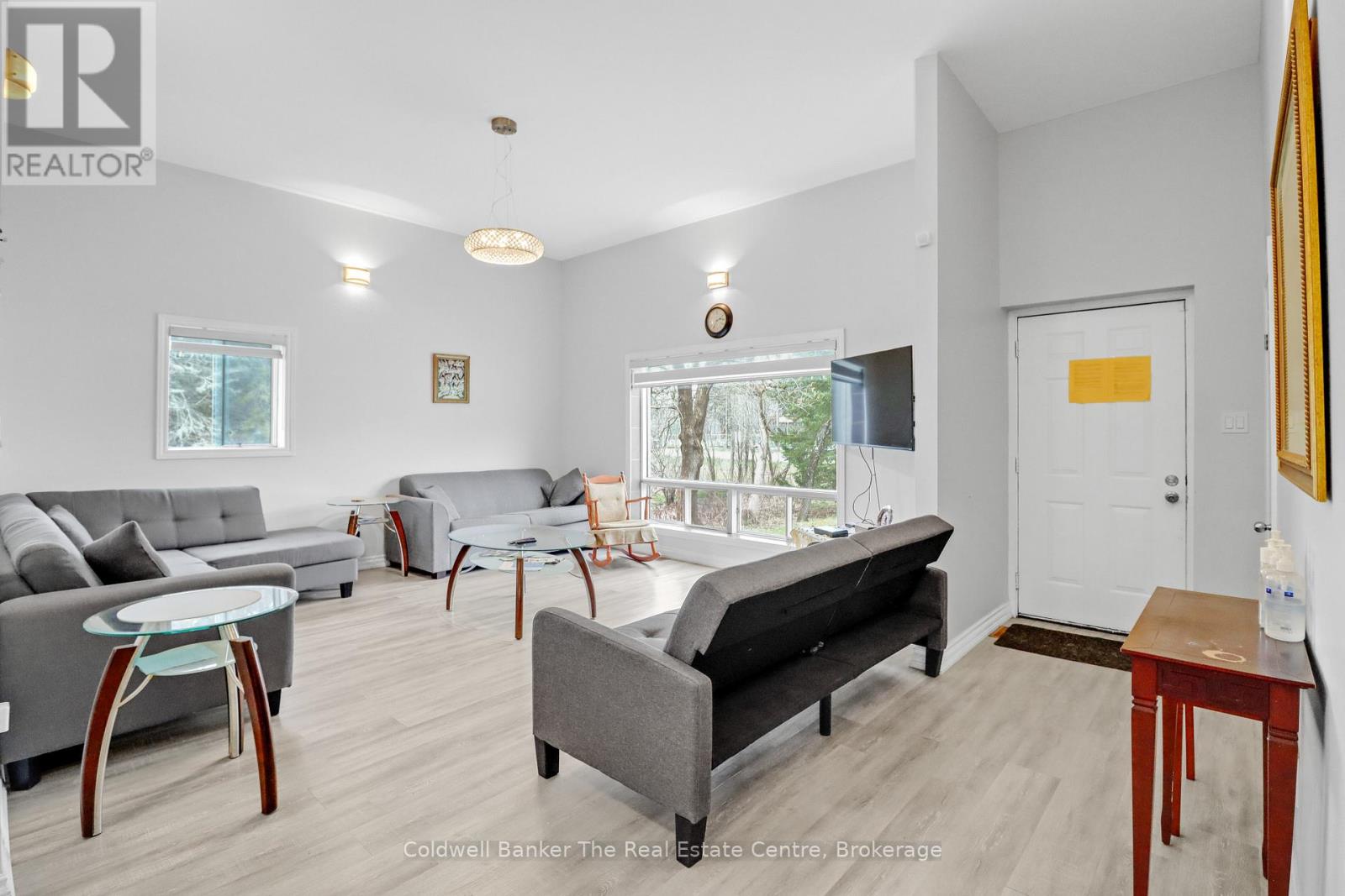 100 Readman Street, Gravenhurst, Ontario  P1P 1R2 - Photo 9 - X12759770