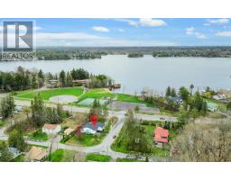 100 READMAN STREET, Gravenhurst, Ontario