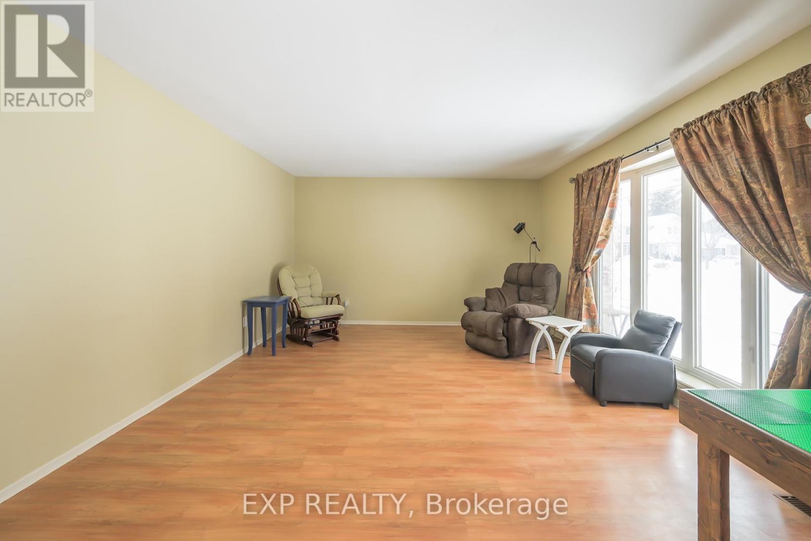 744 Barclay Road, London South, Ontario  N6K 1K7 - Photo 11 - X12759738