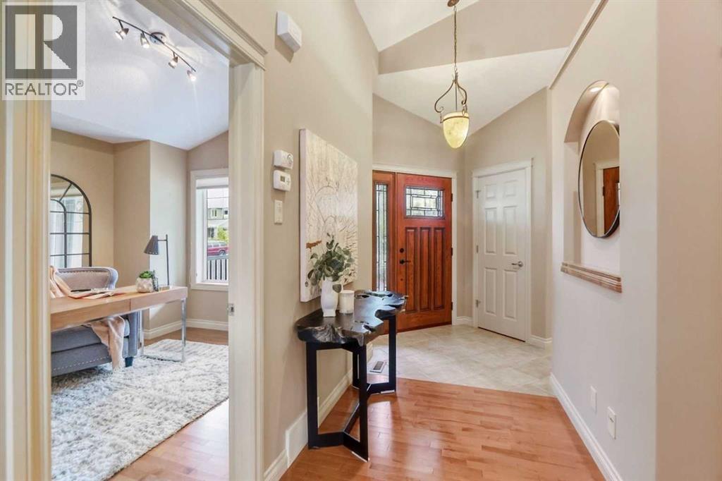 55 Billy Haynes Trail, Okotoks, Alberta  T1S 0P5 - Photo 6 - A2276830