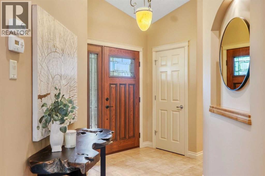 55 Billy Haynes Trail, Okotoks, Alberta  T1S 0P5 - Photo 5 - A2276830