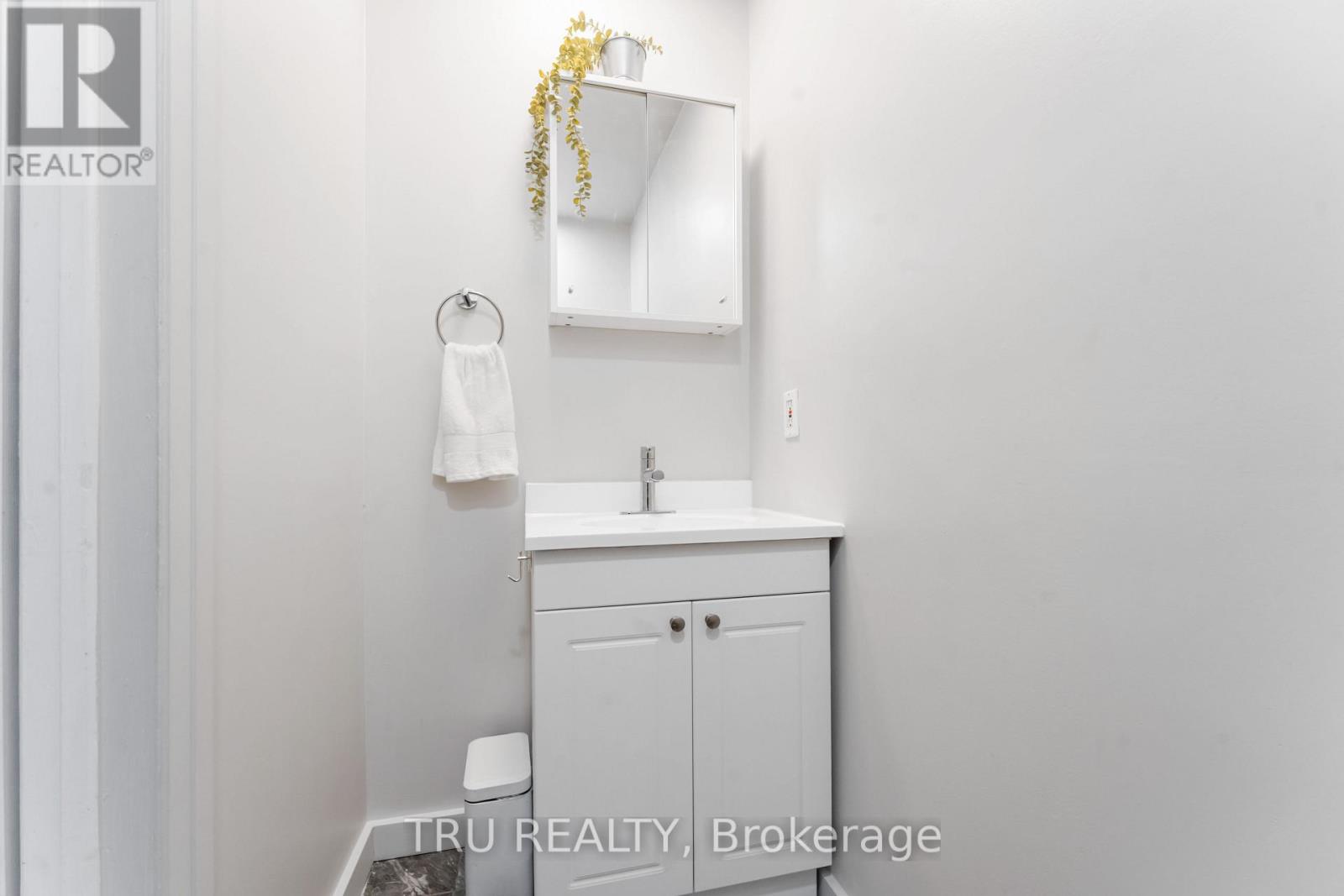 2 - 2960 Penny Drive, Ottawa, Ontario  K2B 6H5 - Photo 21 - X12759790