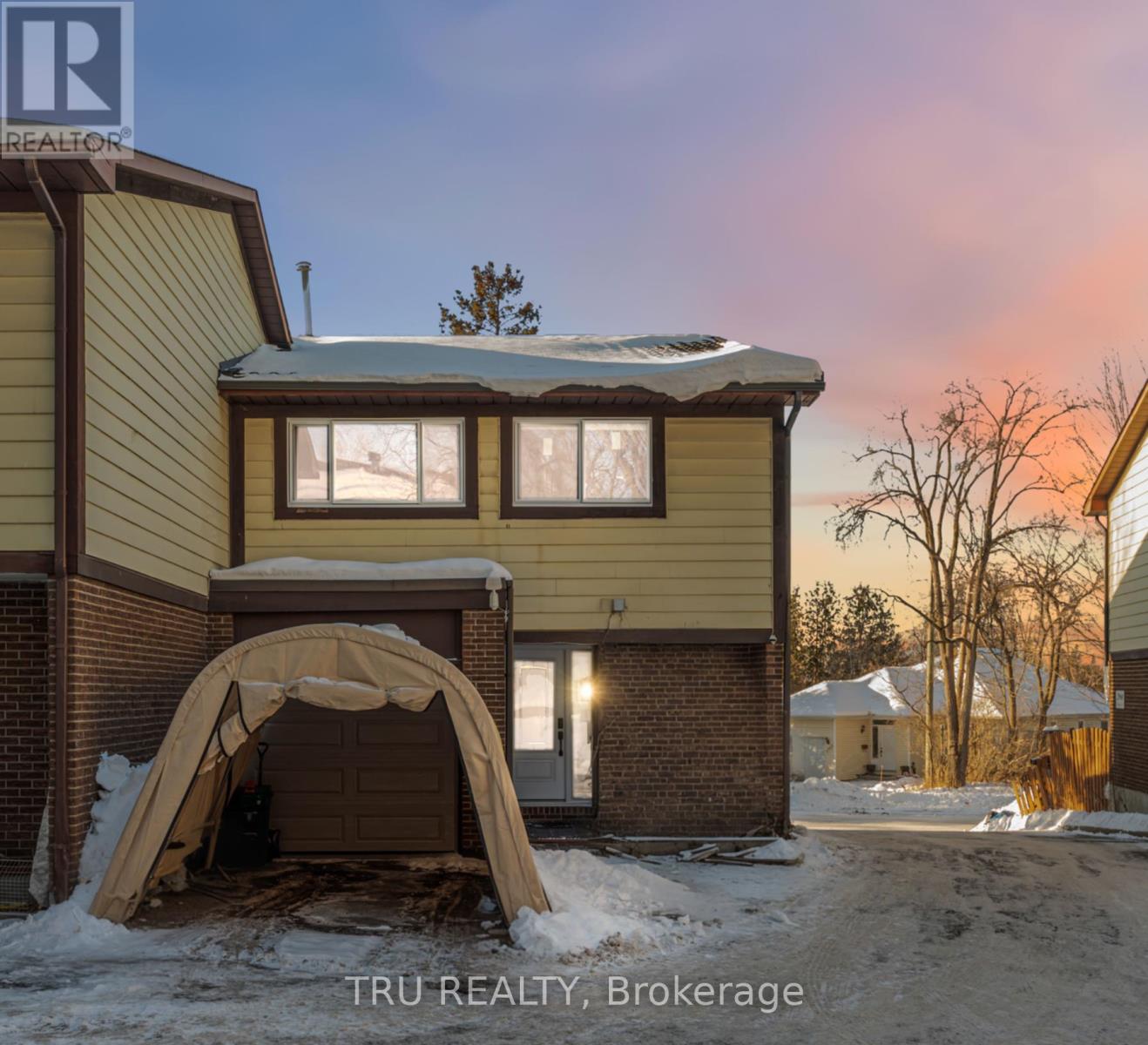 2 - 2960 Penny Drive, Ottawa, Ontario  K2B 6H5 - Photo 3 - X12759790