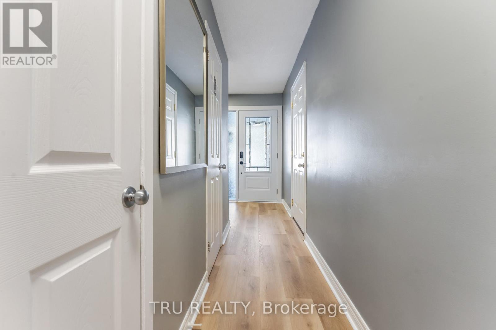 2 - 2960 Penny Drive, Ottawa, Ontario  K2B 6H5 - Photo 8 - X12759790