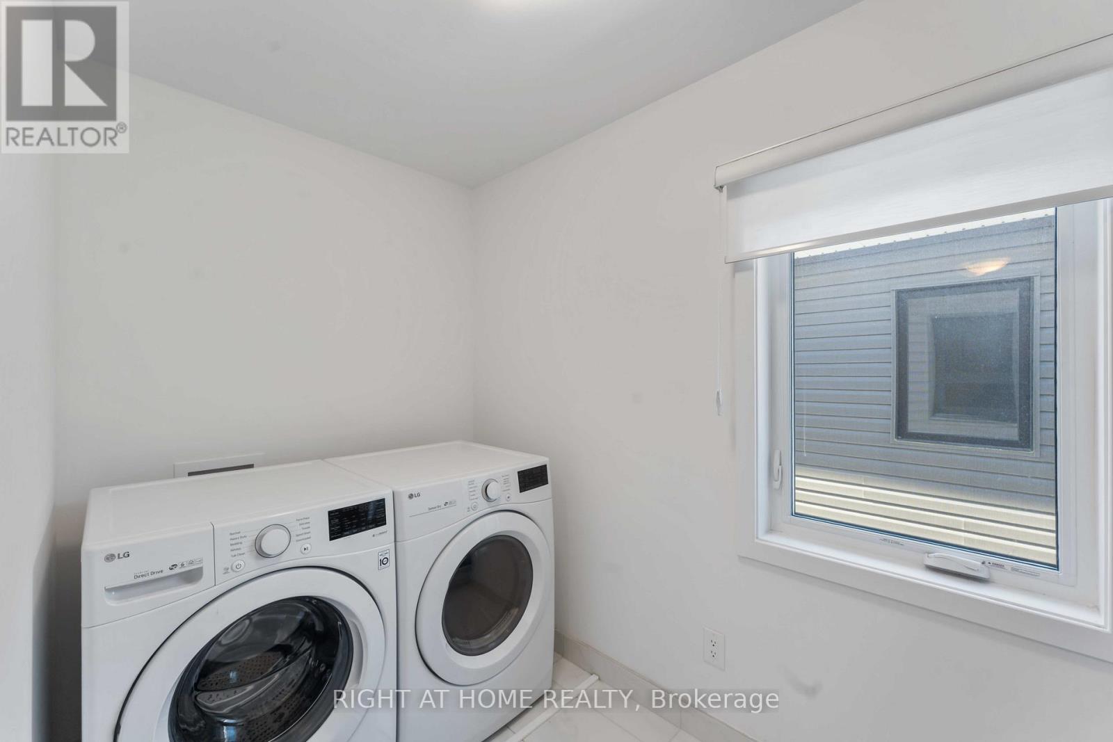 339 Shuttleworth Drive, Ottawa, Ontario  K1T 0T6 - Photo 26 - X12759794