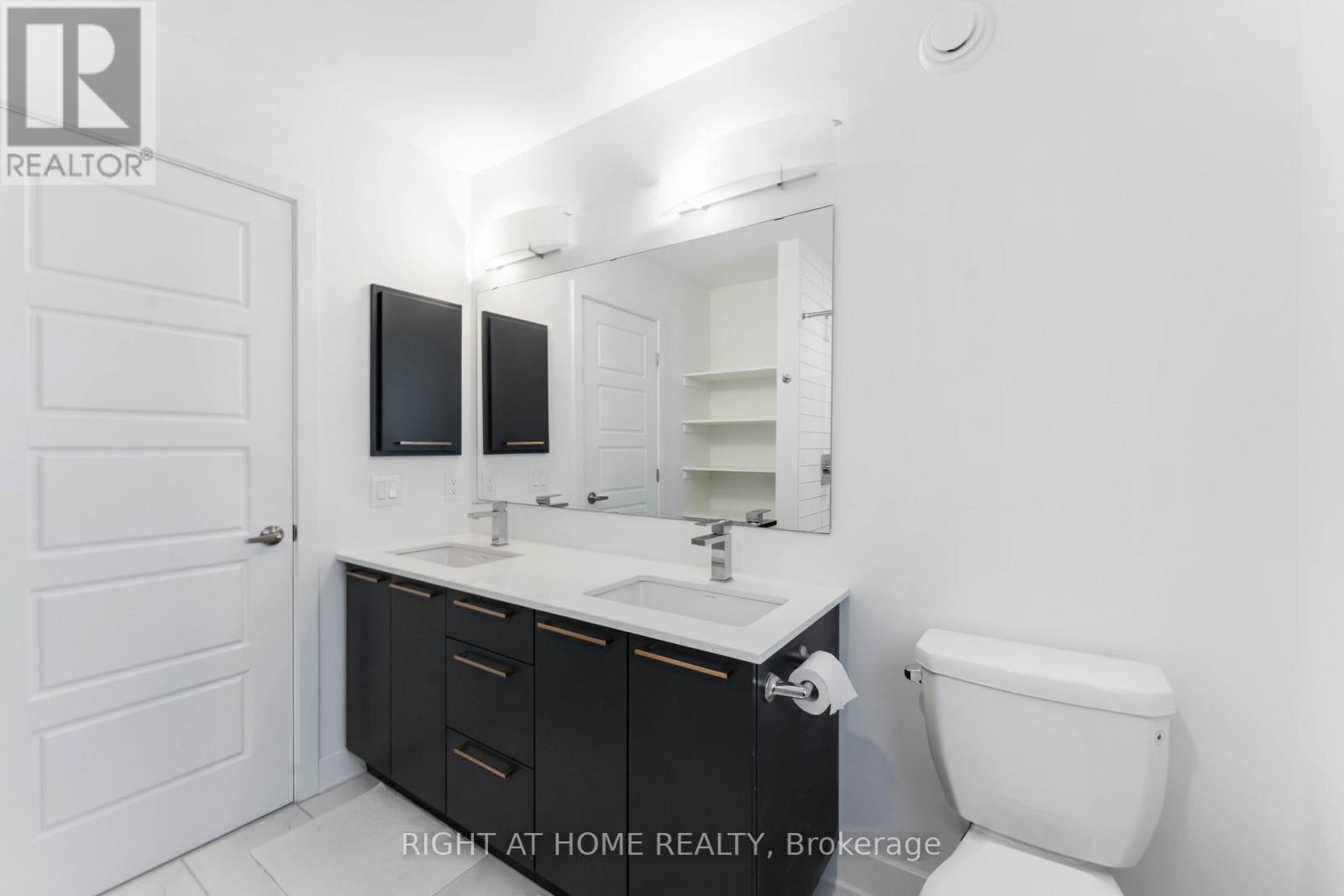 339 Shuttleworth Drive, Ottawa, Ontario  K1T 0T6 - Photo 9 - X12759794