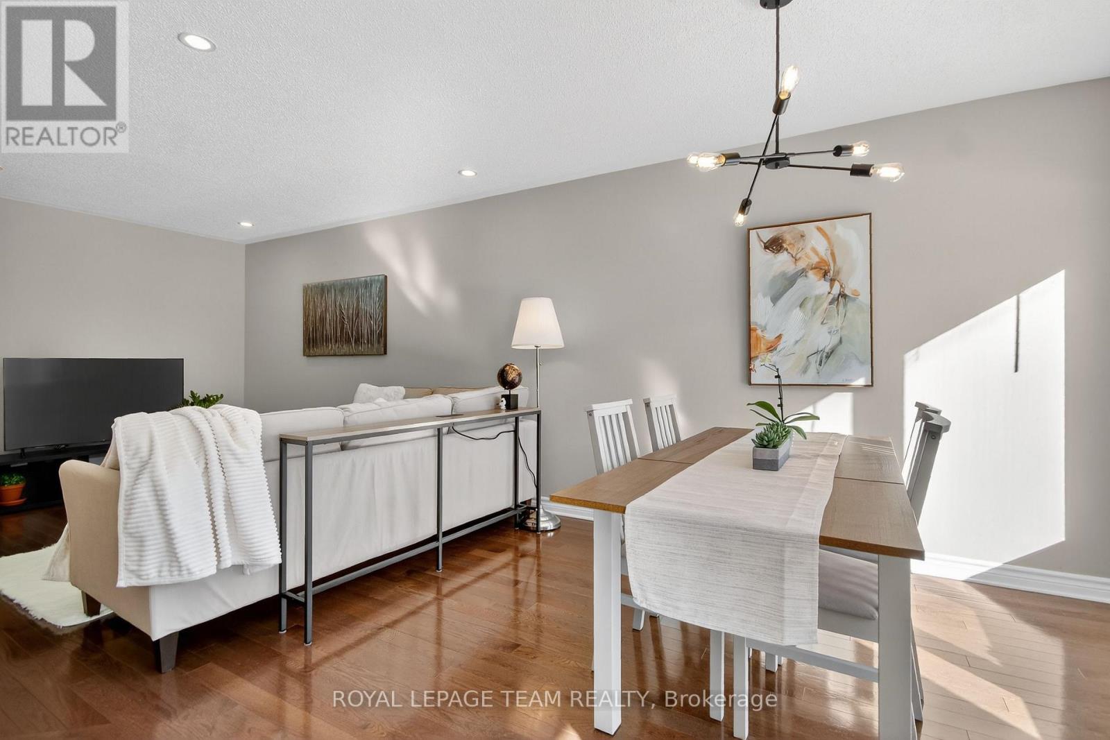 526 Paine Avenue, Ottawa, Ontario  K2S 1B9 - Photo 11 - X12759806