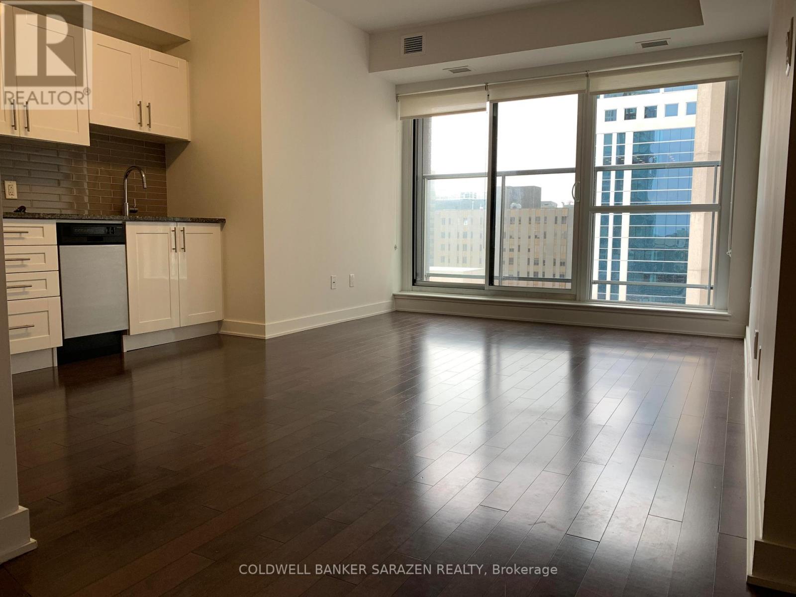 1302 - 40 Nepean Street, Ottawa, Ontario  K2P 0X5 - Photo 4 - X12759824