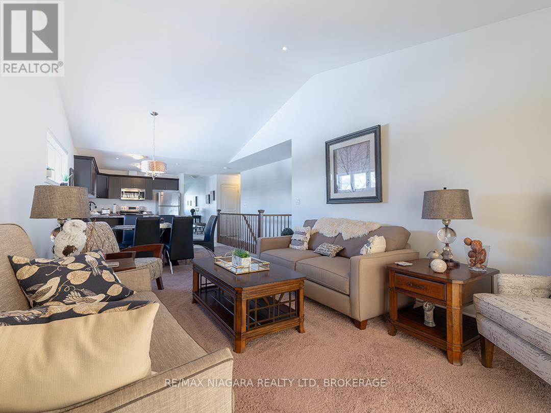 63 Falcon Drive, Welland, Ontario  L3C 0B2 - Photo 14 - X12759766