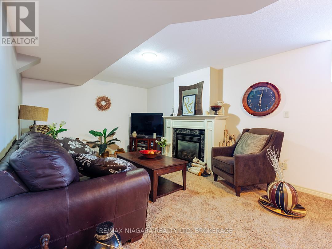 63 Falcon Drive, Welland, Ontario  L3C 0B2 - Photo 25 - X12759766