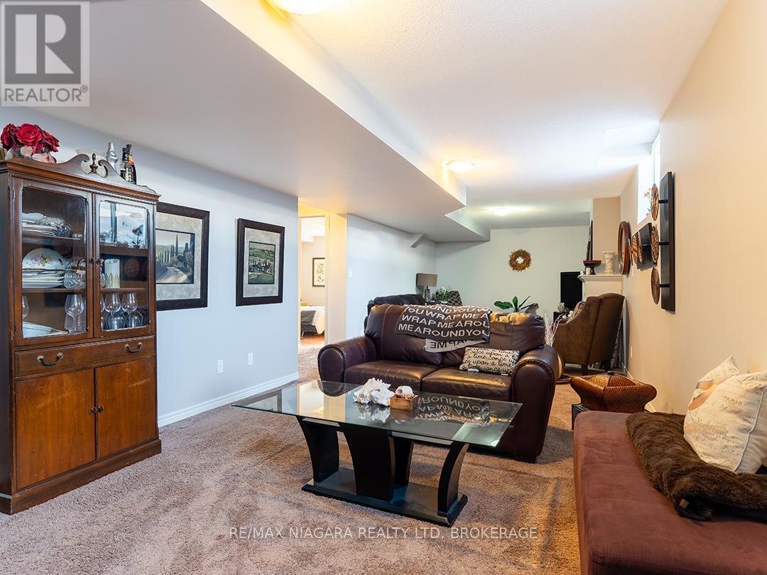 63 Falcon Drive, Welland, Ontario  L3C 0B2 - Photo 27 - X12759766