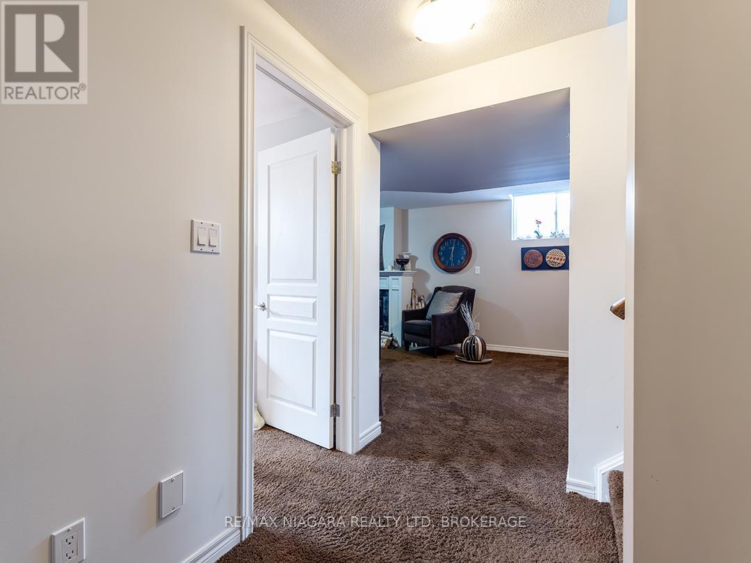 63 Falcon Drive, Welland, Ontario  L3C 0B2 - Photo 29 - X12759766