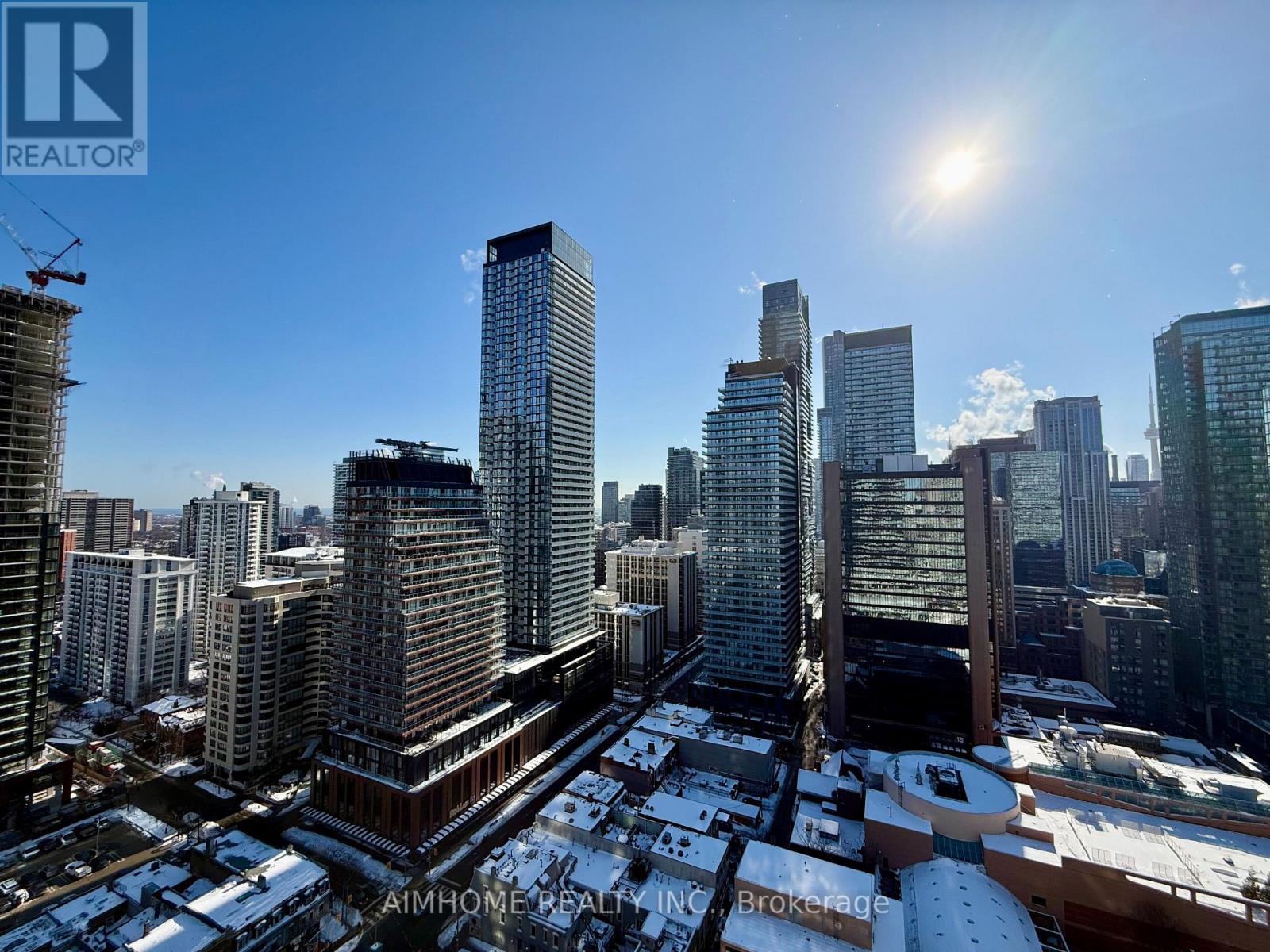 2204 - 11 Wellesley Street W, Toronto, Ontario  M4Y 0G4 - Photo 11 - C12711990