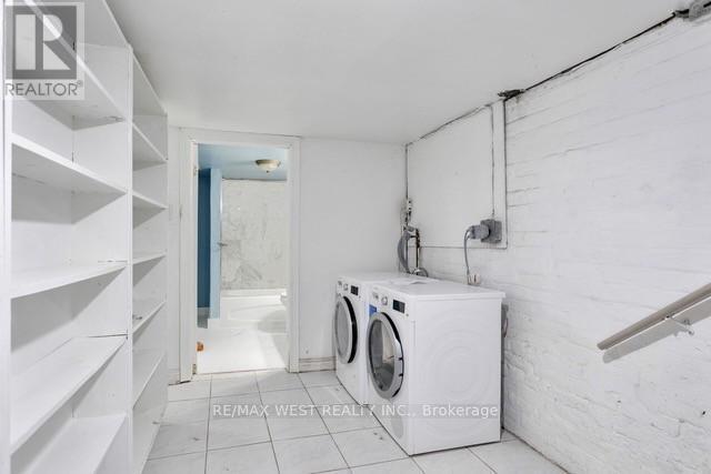 524 Gladstone Avenue, Toronto, Ontario  M6H 3J2 - Photo 12 - W12758744