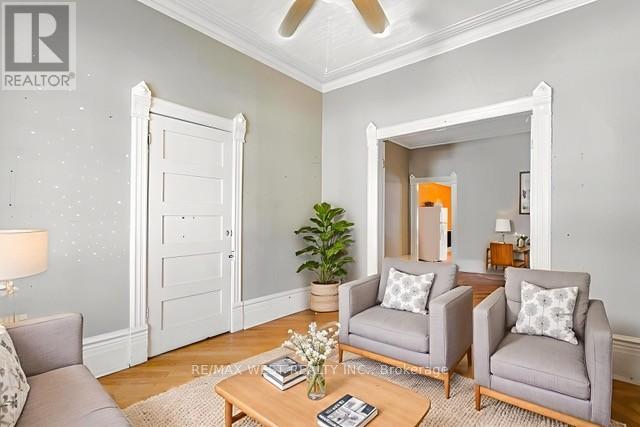 524 Gladstone Avenue, Toronto, Ontario  M6H 3J2 - Photo 5 - W12758744