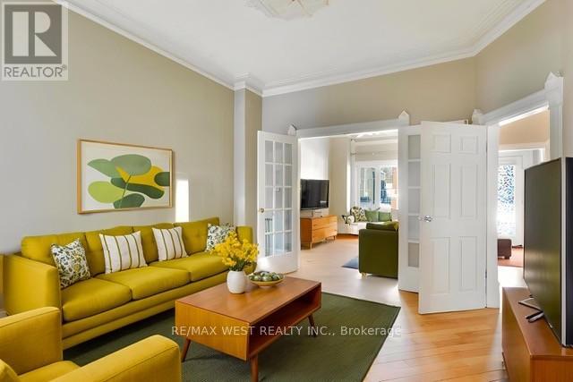 524 Gladstone Avenue, Toronto, Ontario  M6H 3J2 - Photo 7 - W12758744