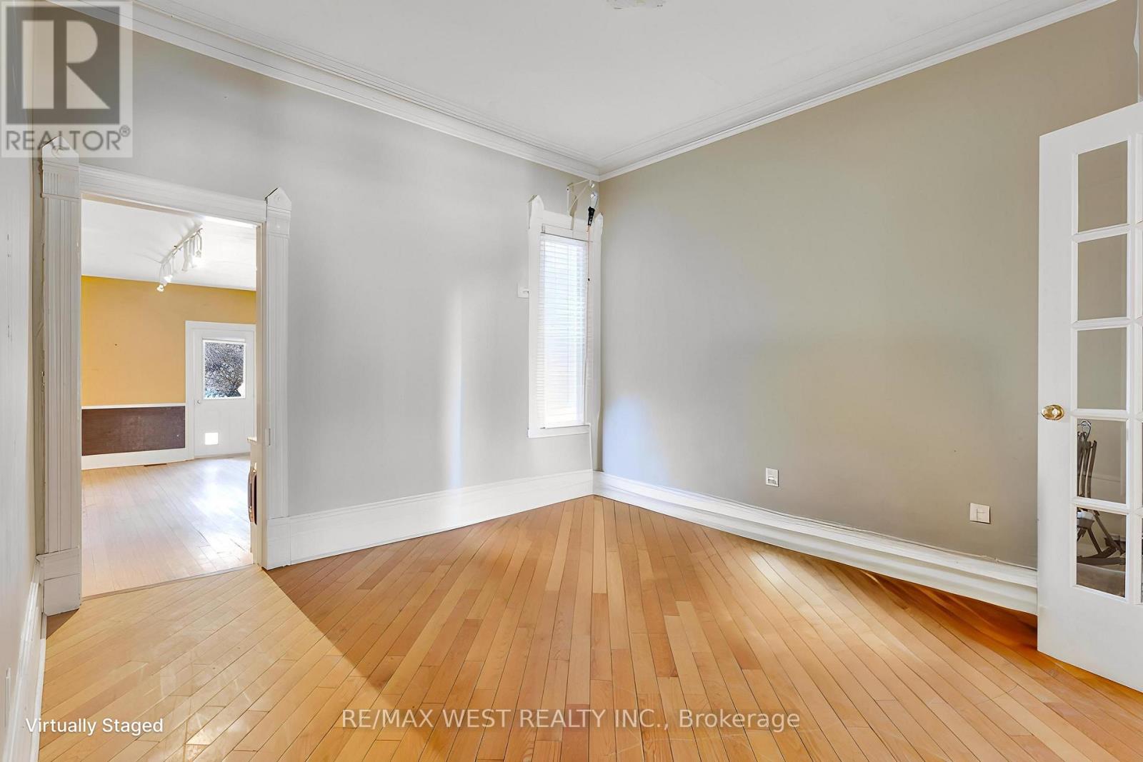 524 Gladstone Avenue, Toronto, Ontario  M6H 3J2 - Photo 4 - W12758744