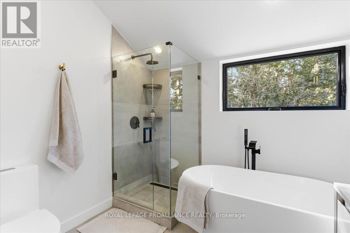 372 Prinyers Cove Crescent, Prince Edward County, Ontario  K0K 2T0 - Photo 27 - X12736504