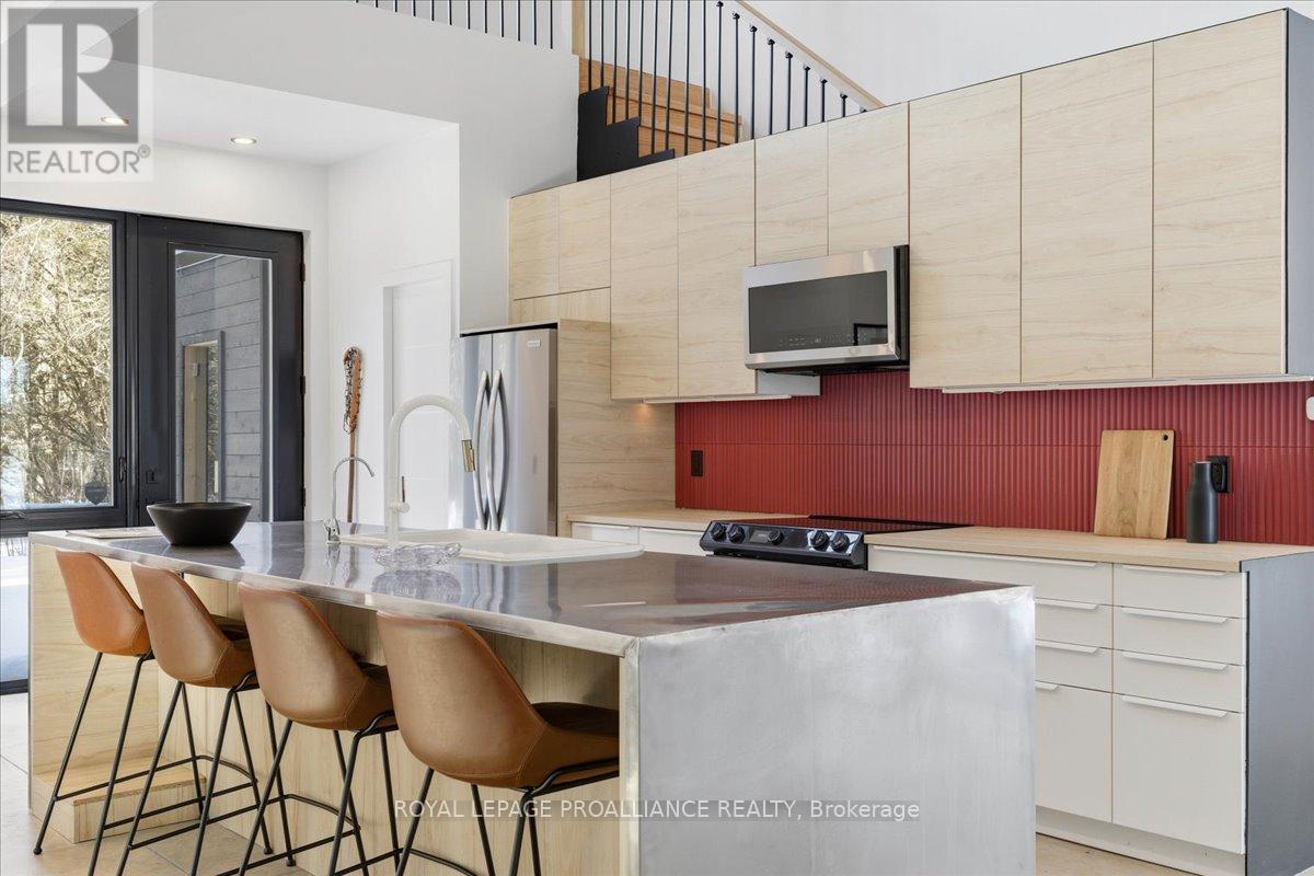 372 Prinyers Cove Crescent, Prince Edward County, Ontario  K0K 2T0 - Photo 6 - X12736504