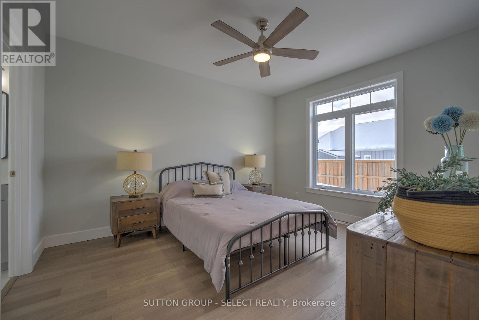 19 Lois Court, Lambton Shores, Ontario  N0M 1T0 - Photo 19 - X12665526