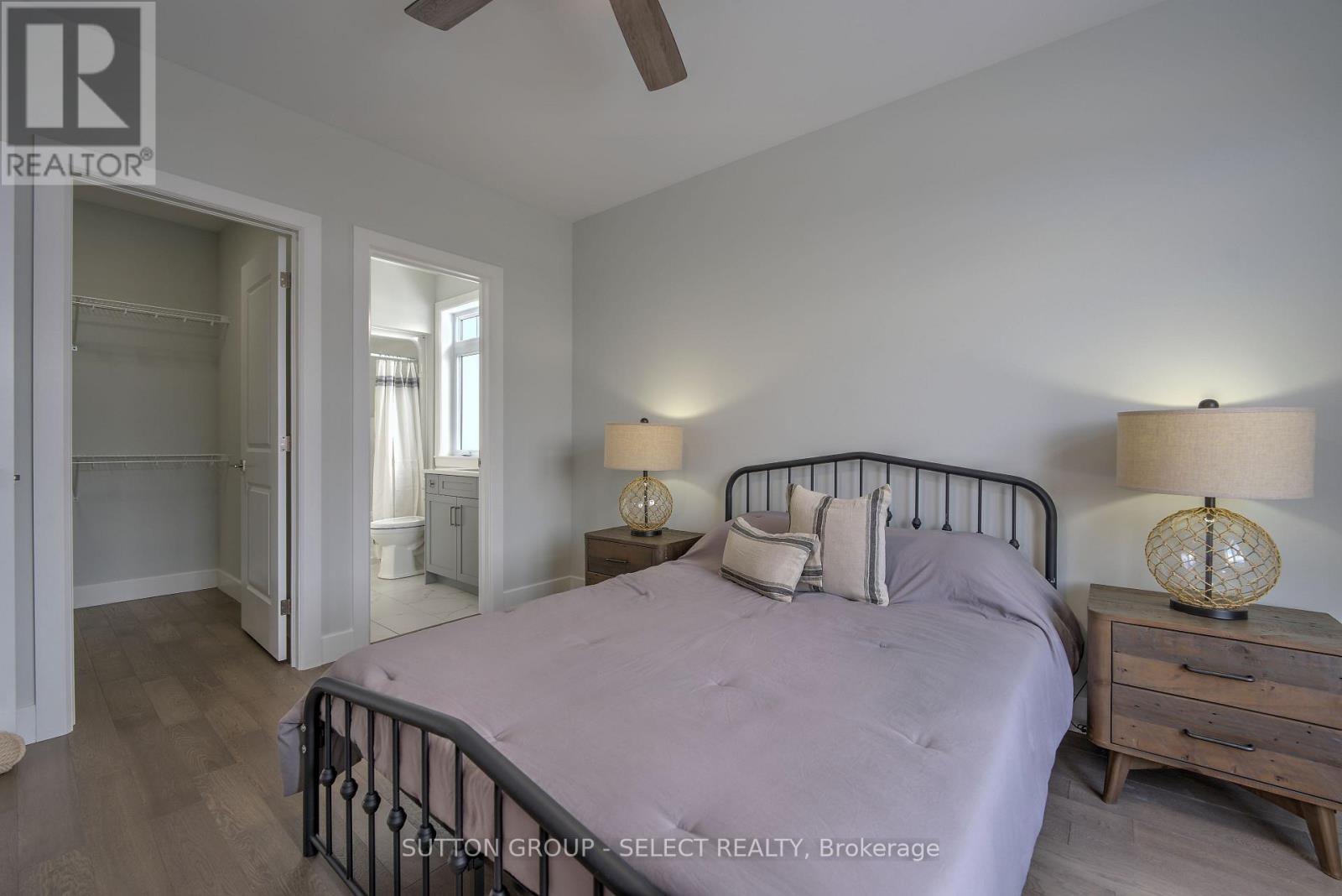 19 Lois Court, Lambton Shores, Ontario  N0M 1T0 - Photo 21 - X12665526