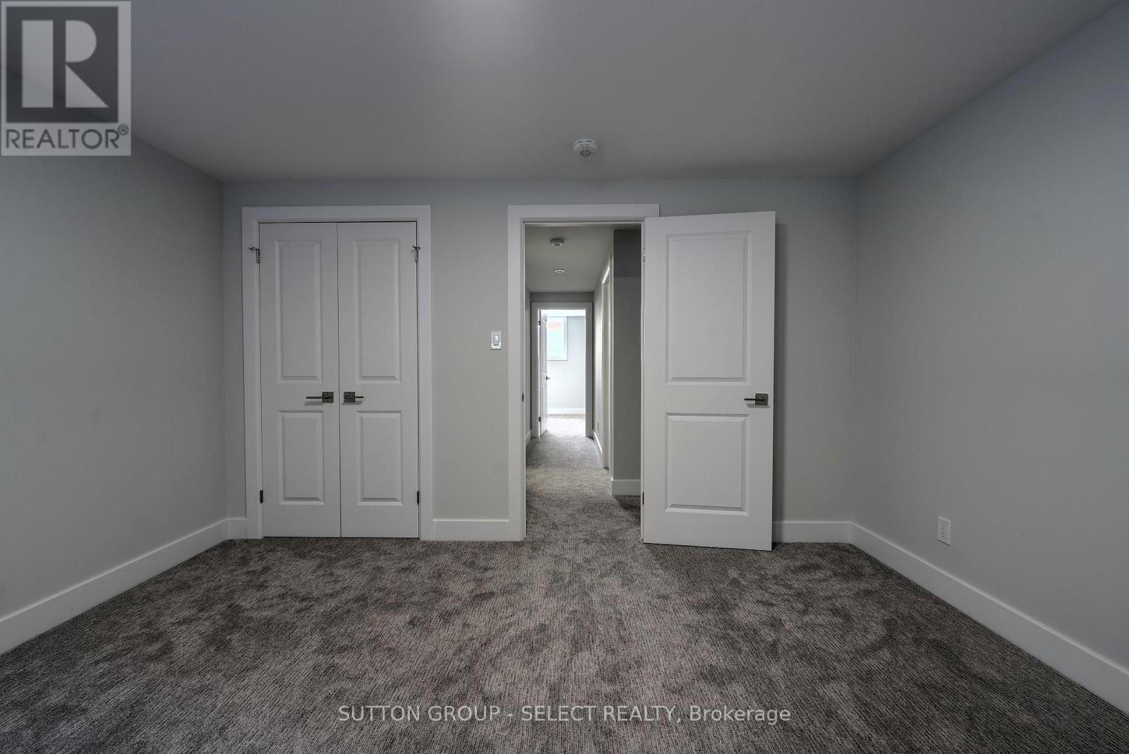 19 Lois Court, Lambton Shores, Ontario  N0M 1T0 - Photo 34 - X12665526