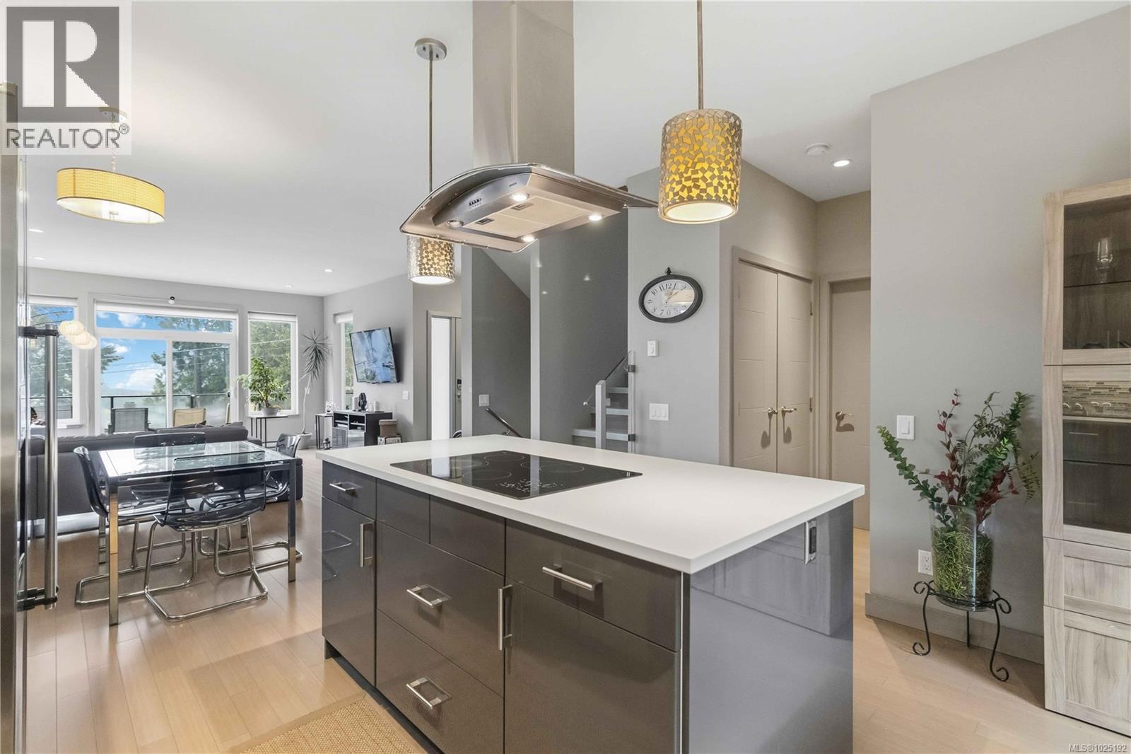 C 2524 Mill Hill Rd, Langford, British Columbia  V9B 4X7 - Photo 8 - 1025192