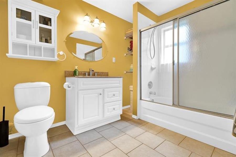 14751 89a Avenue, Surrey, British Columbia  V3R 7Z9 - Photo 18 - R3086360