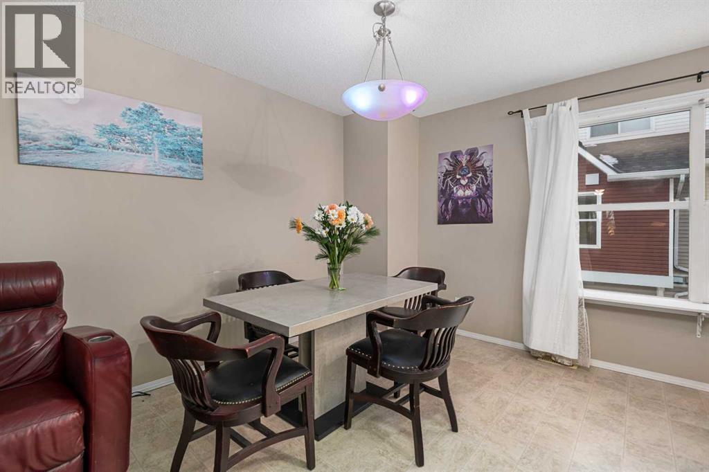 205 Mckenzie Towne Gate Se, Calgary, Alberta  T2Z 4G2 - Photo 9 - A2276192