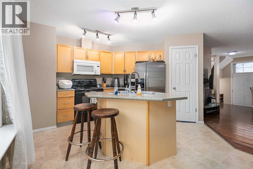 205 Mckenzie Towne Gate Se, Calgary, Alberta  T2Z 4G2 - Photo 12 - A2276192