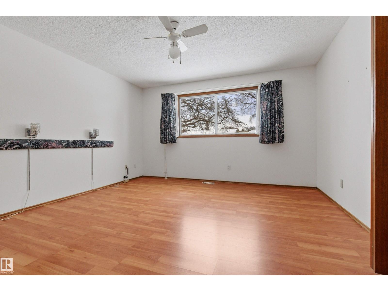 9718 150 St Nw, Edmonton, Alberta  T5P 1N4 - Photo 15 - E4472258