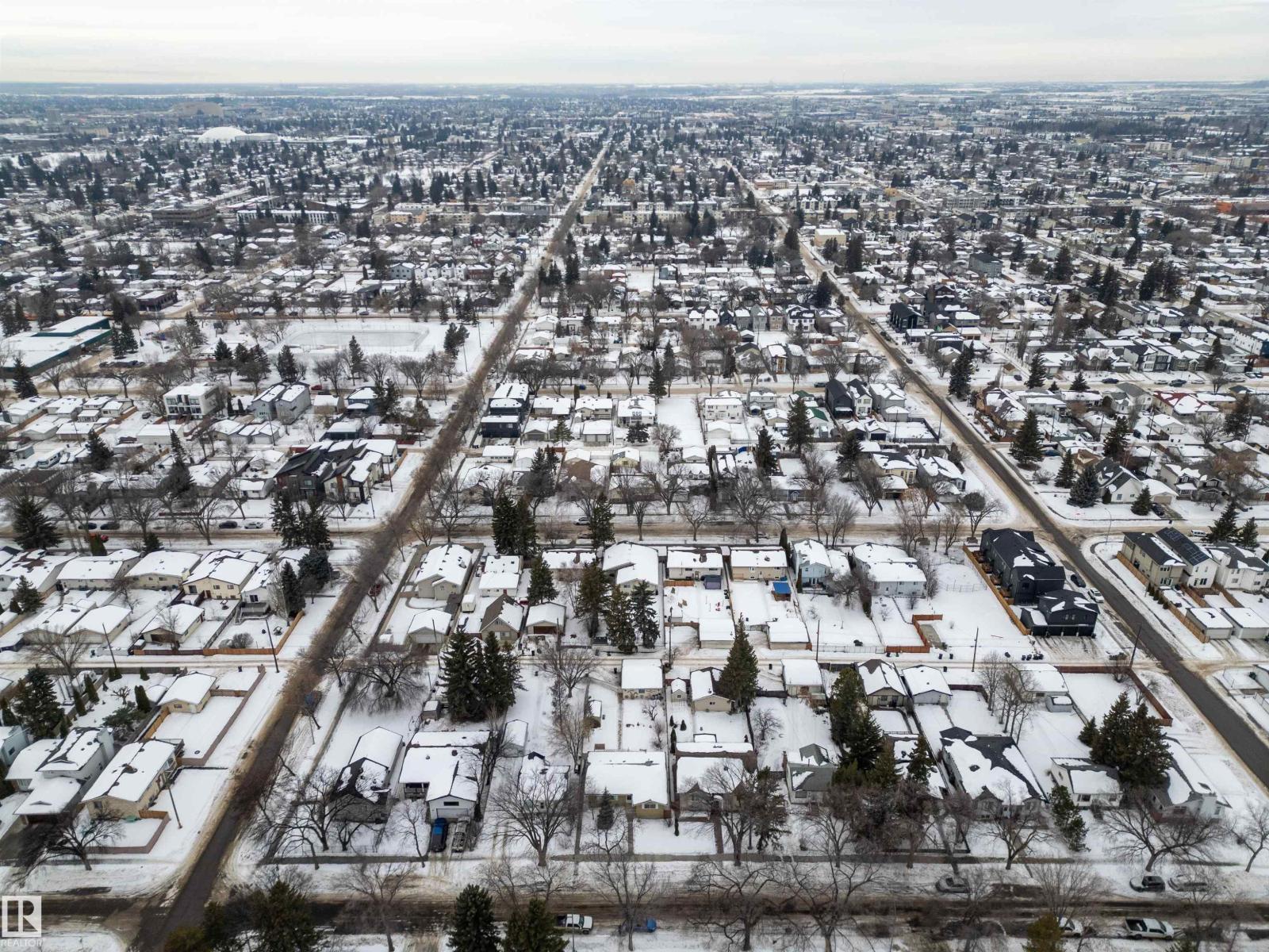 9718 150 St Nw, Edmonton, Alberta  T5P 1N4 - Photo 36 - E4472258