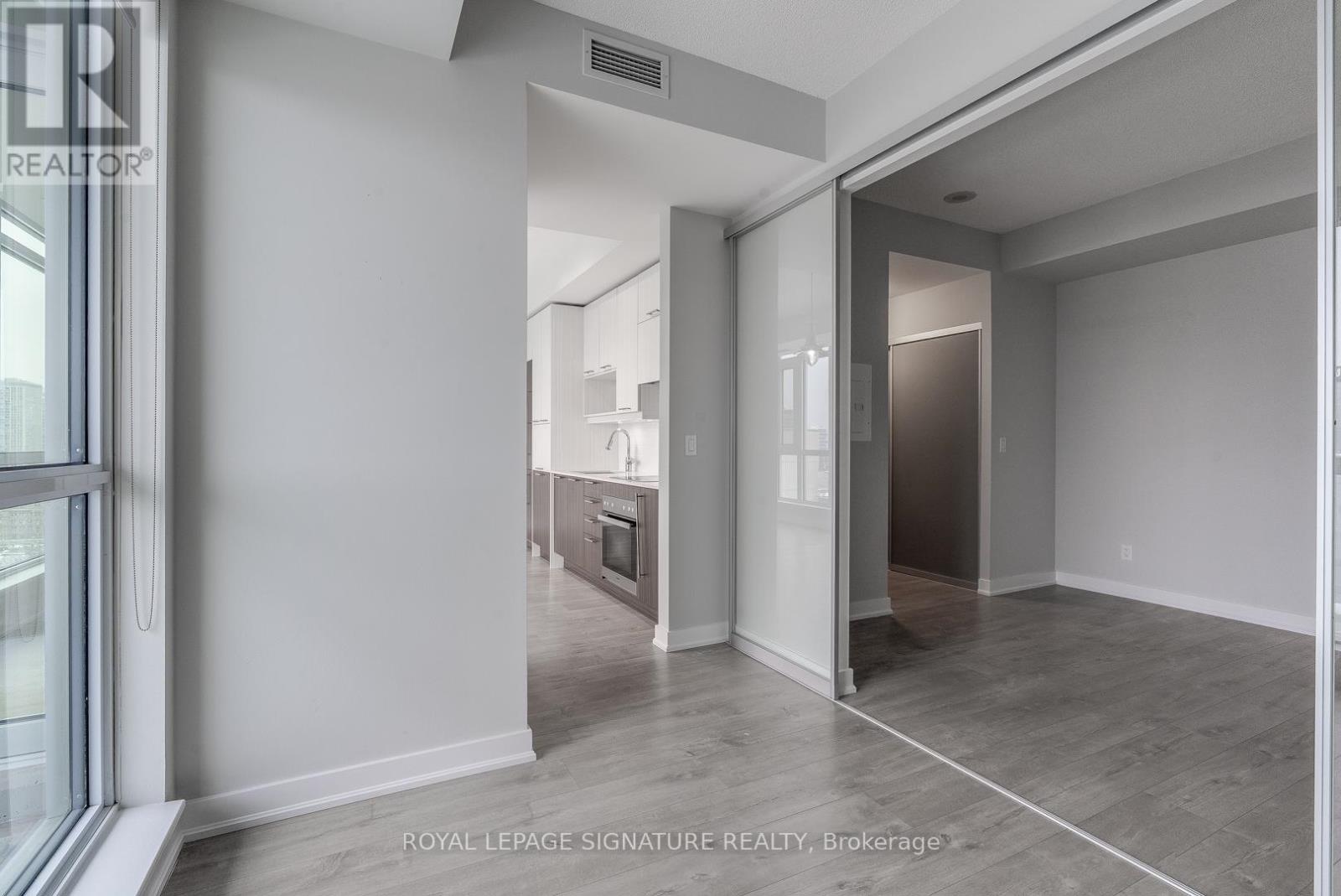 2301 - 199 Richmond Street W, Toronto, Ontario  M5V 0H4 - Photo 11 - C12759742