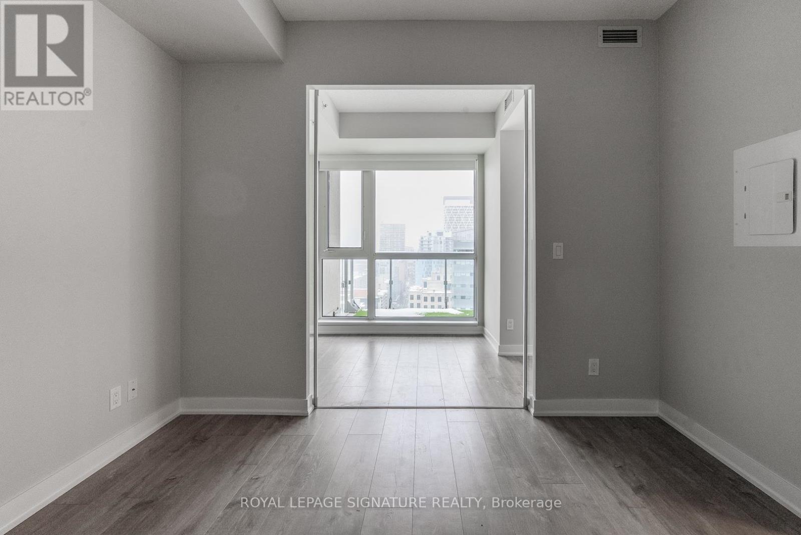 2301 - 199 Richmond Street W, Toronto, Ontario  M5V 0H4 - Photo 17 - C12759742