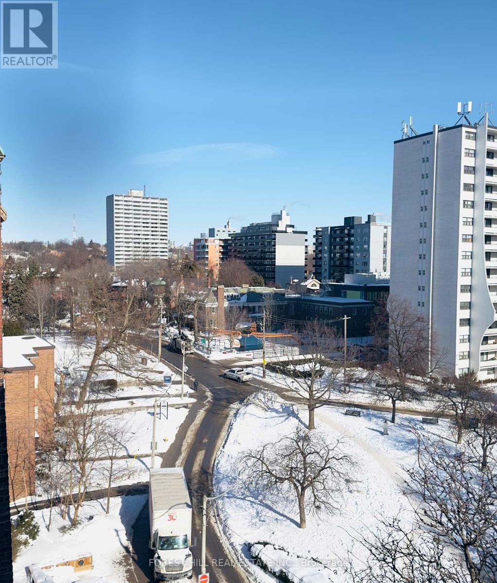 804 - 34 Walmer Road, Toronto, Ontario  M5R 2W6 - Photo 9 - C12759778