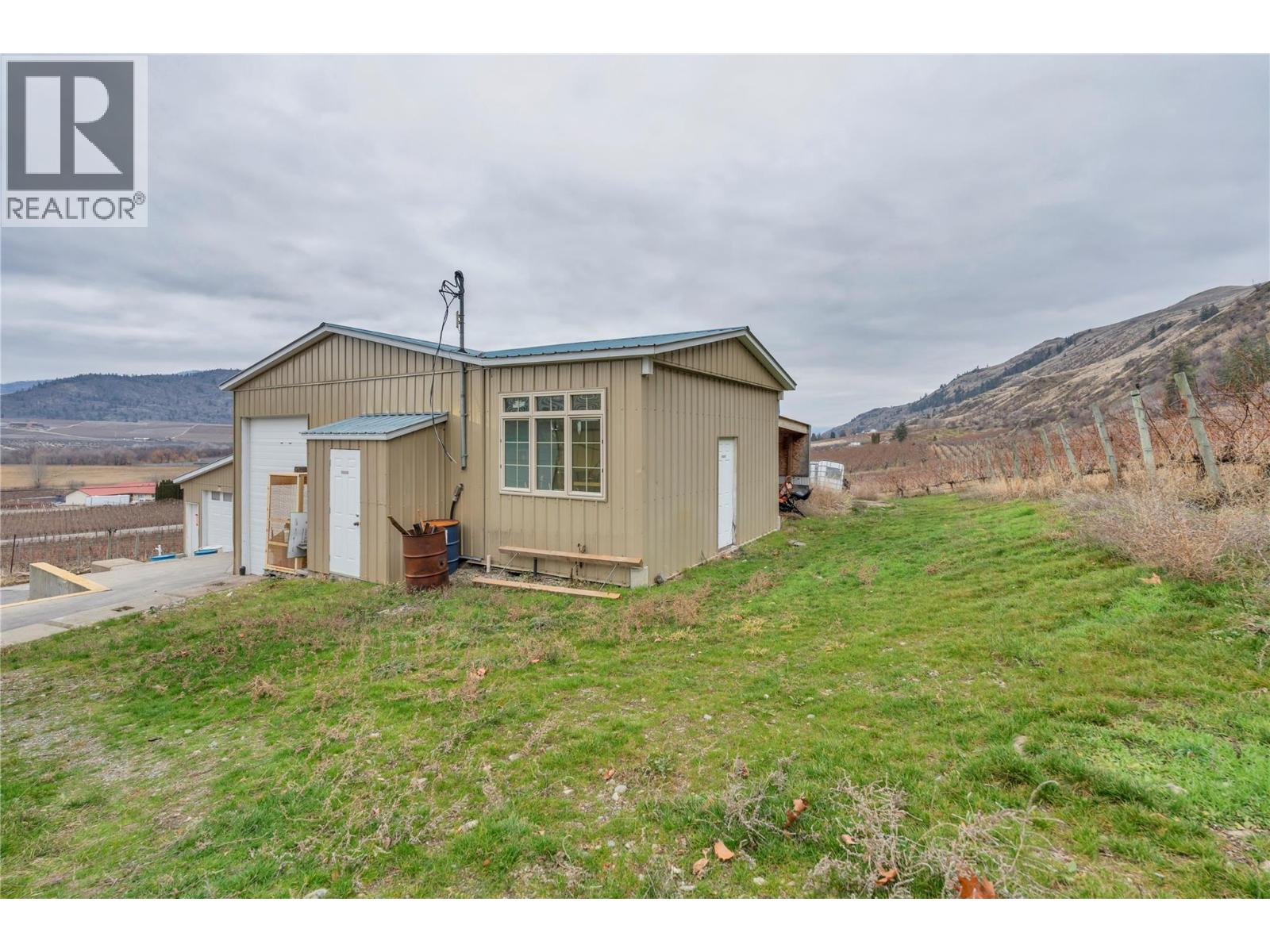 3974 Hwy 97 Highway, Oliver, British Columbia  V0H 1T1 - Photo 23 - 10374332