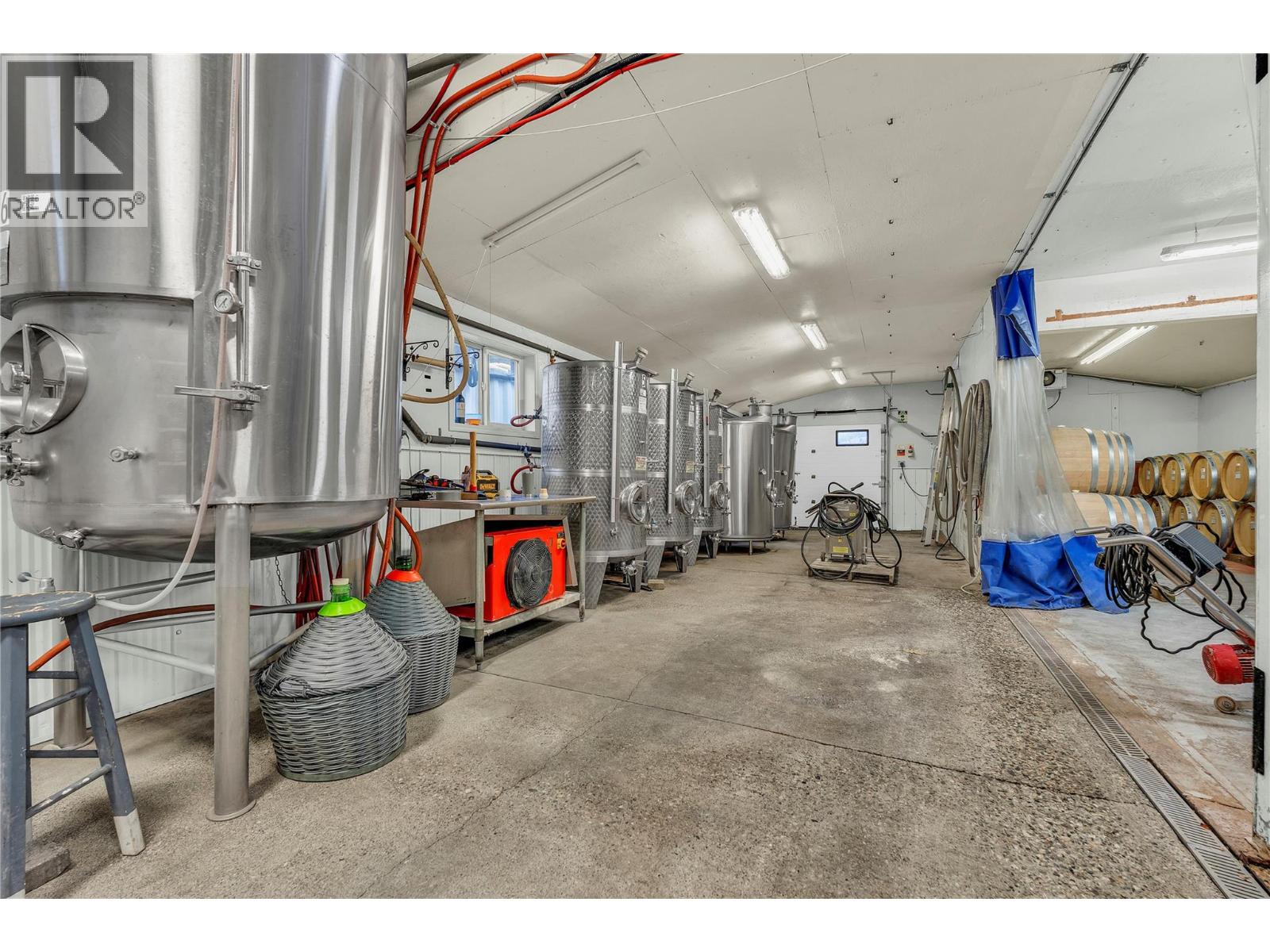 3974 Hwy 97 Highway, Oliver, British Columbia  V0H 1T1 - Photo 31 - 10374333