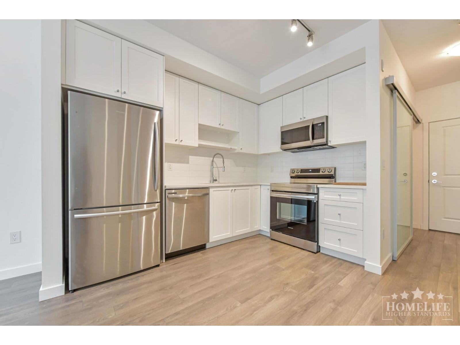 303 15835 85 Avenue, Surrey, British Columbia  V4N 6W6 - Photo 4 - R3086807