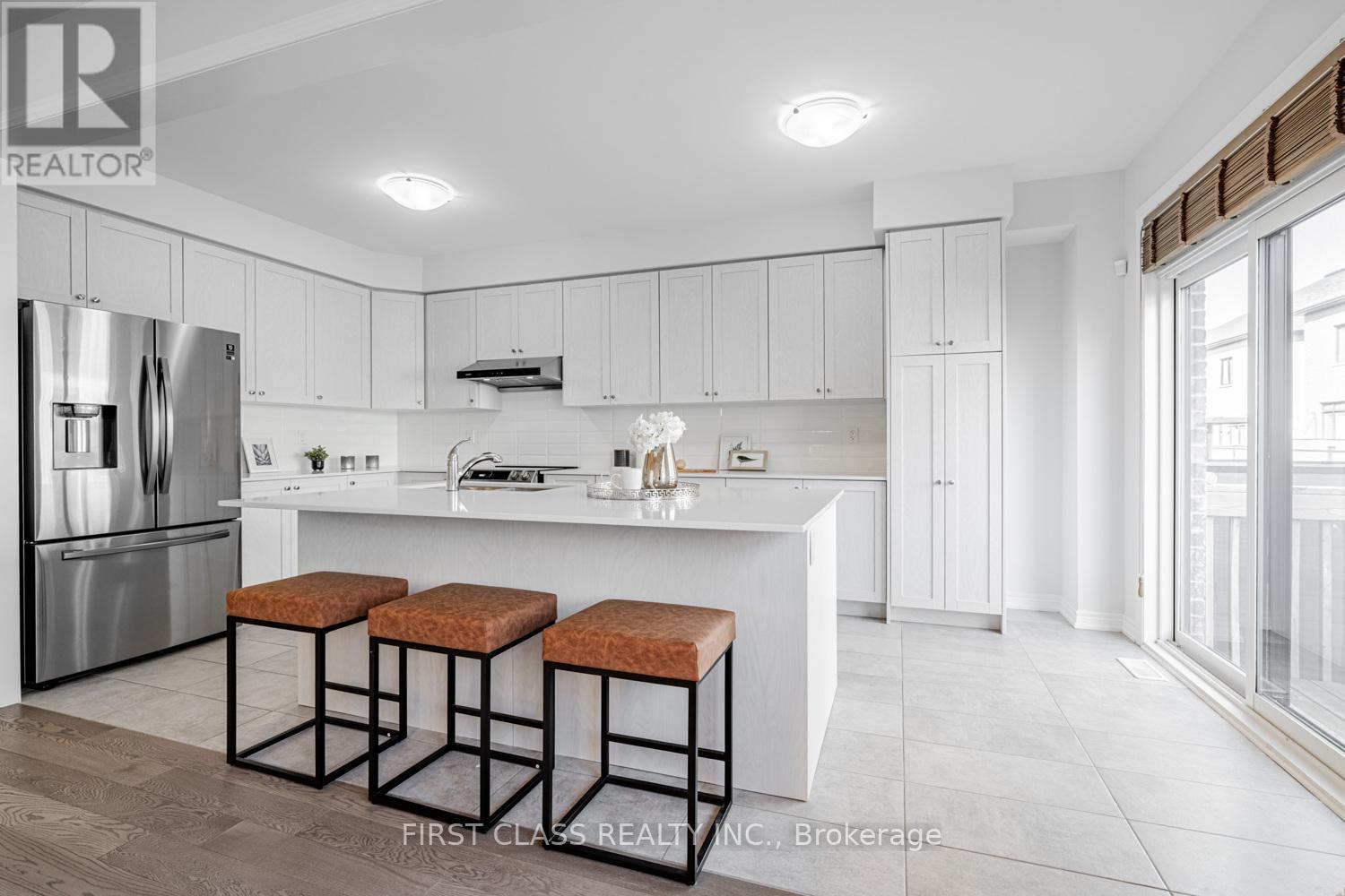 38 Hewison Avenue, Richmond Hill, Ontario  L4S 0J1 - Photo 14 - N12759810