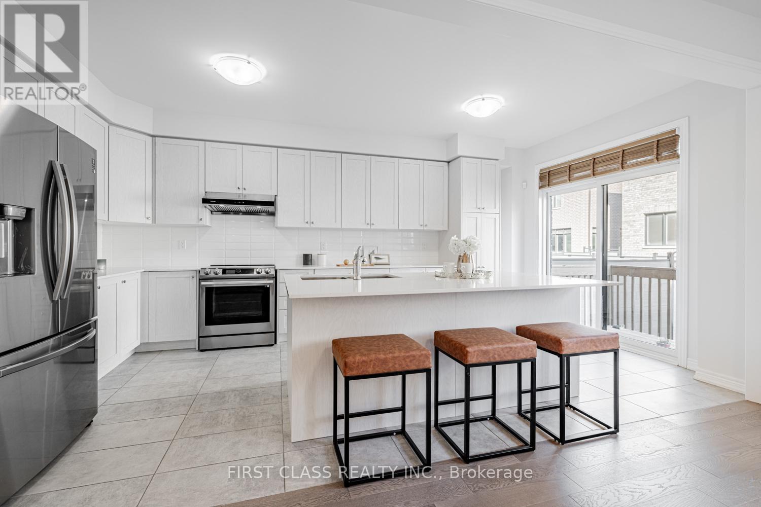 38 Hewison Avenue, Richmond Hill, Ontario  L4S 0J1 - Photo 16 - N12759810