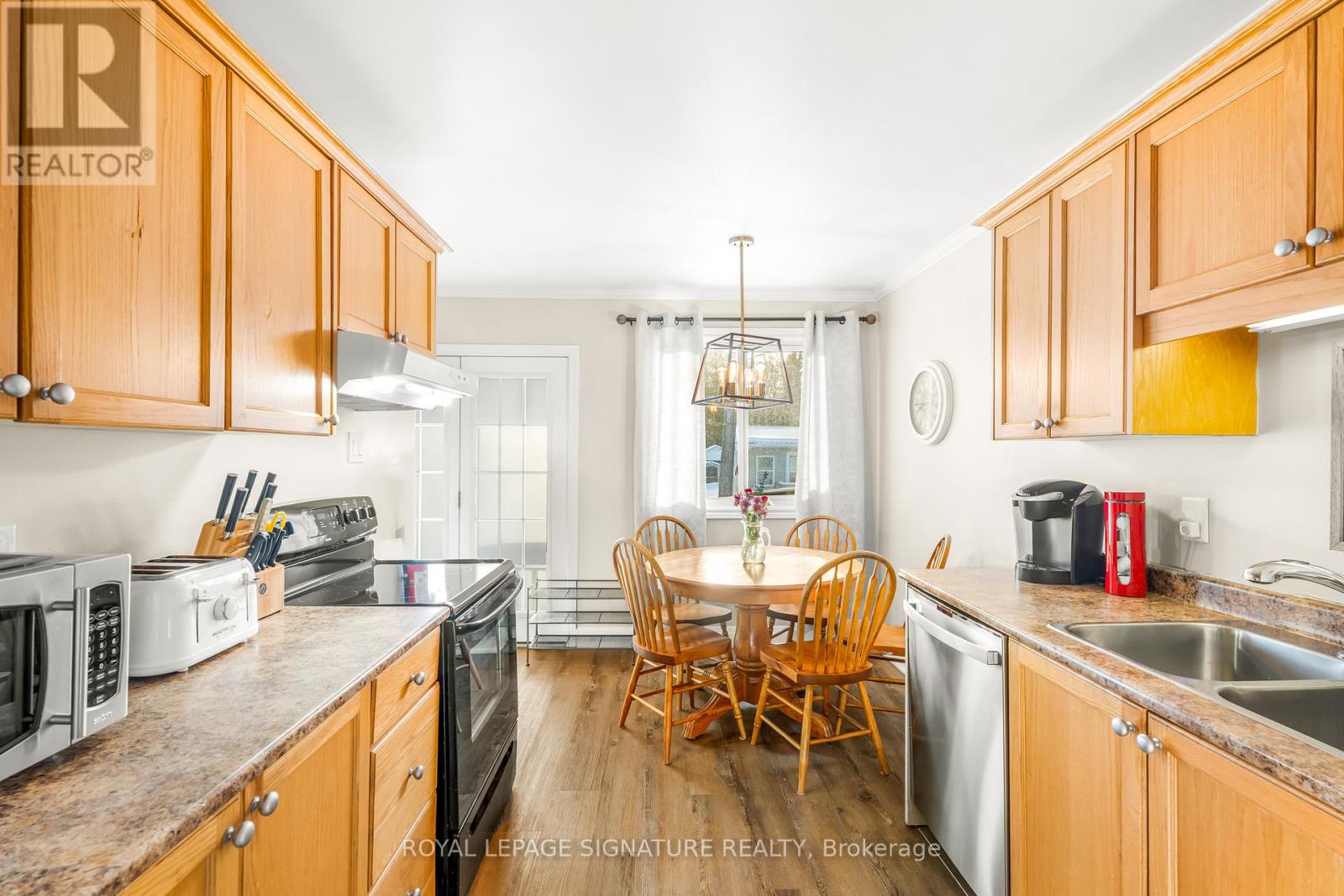 6 - 734 Shore Lane, Wasaga Beach, Ontario  L9Z 2C7 - Photo 10 - S12759772